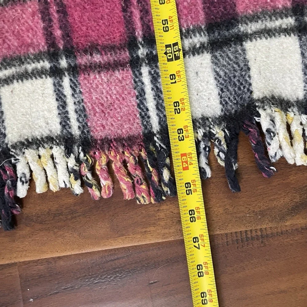 Vintage Vaquera Throw Blanket 56